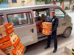 感動(dòng)！家養(yǎng)三頭豬送救災(zāi)一線  抗震救災(zāi)中國(guó)人壽在行動(dòng)