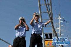 中國海監(jiān)在西沙海域驅(qū)離兩艘越南籍非法越境捕撈漁船