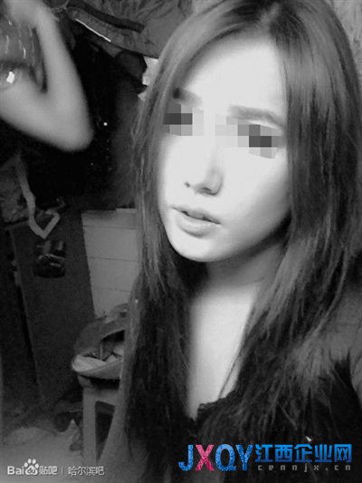 男子談3個月戀愛才知女友是男人易裝而成(圖)