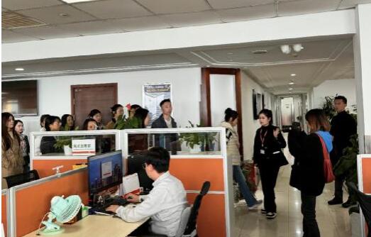 平安人壽江西分公司開展媒體開放日活動(dòng)