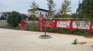 建司75載丨國(guó)壽壽險(xiǎn)：執(zhí)保險(xiǎn)畫(huà)筆  繪就“和美鄉(xiāng)村”新畫(huà)卷